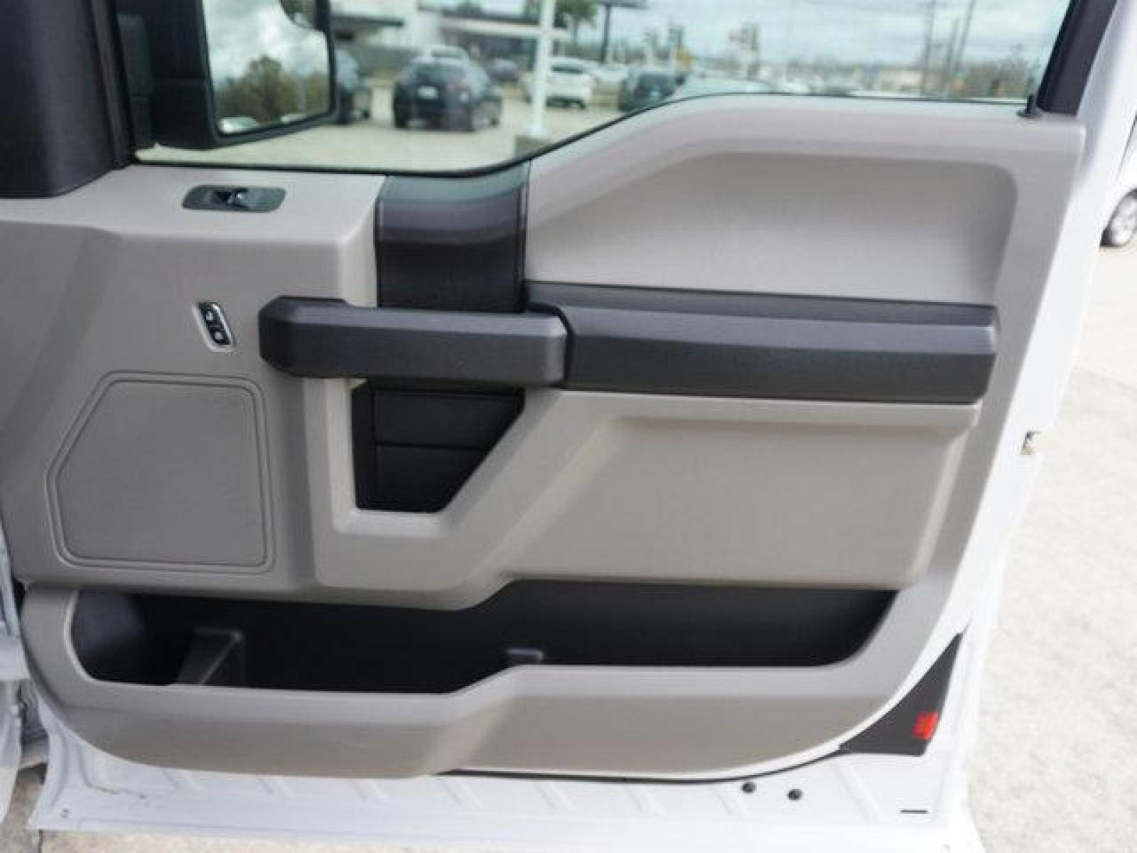 2020 White Ford F-150 (1FTEX1EP1LF) with an 2.7L 6 Cyl engine, 6 Spd Automatic transmission, located at 6904 Johnston St., Lafayette, LA, 70503, (337) 988-1960, 30.143589, -92.100601 - Prices are subject to change as improvements done by the service dept. Prices are for Cash sales only, Plus TTL. This Vehicle is Serviced well and Warranties Available too. Easy Financing. Drives Great and everything works. Price subject to change as improvements done by the service dept. Easy CR - Photo #19