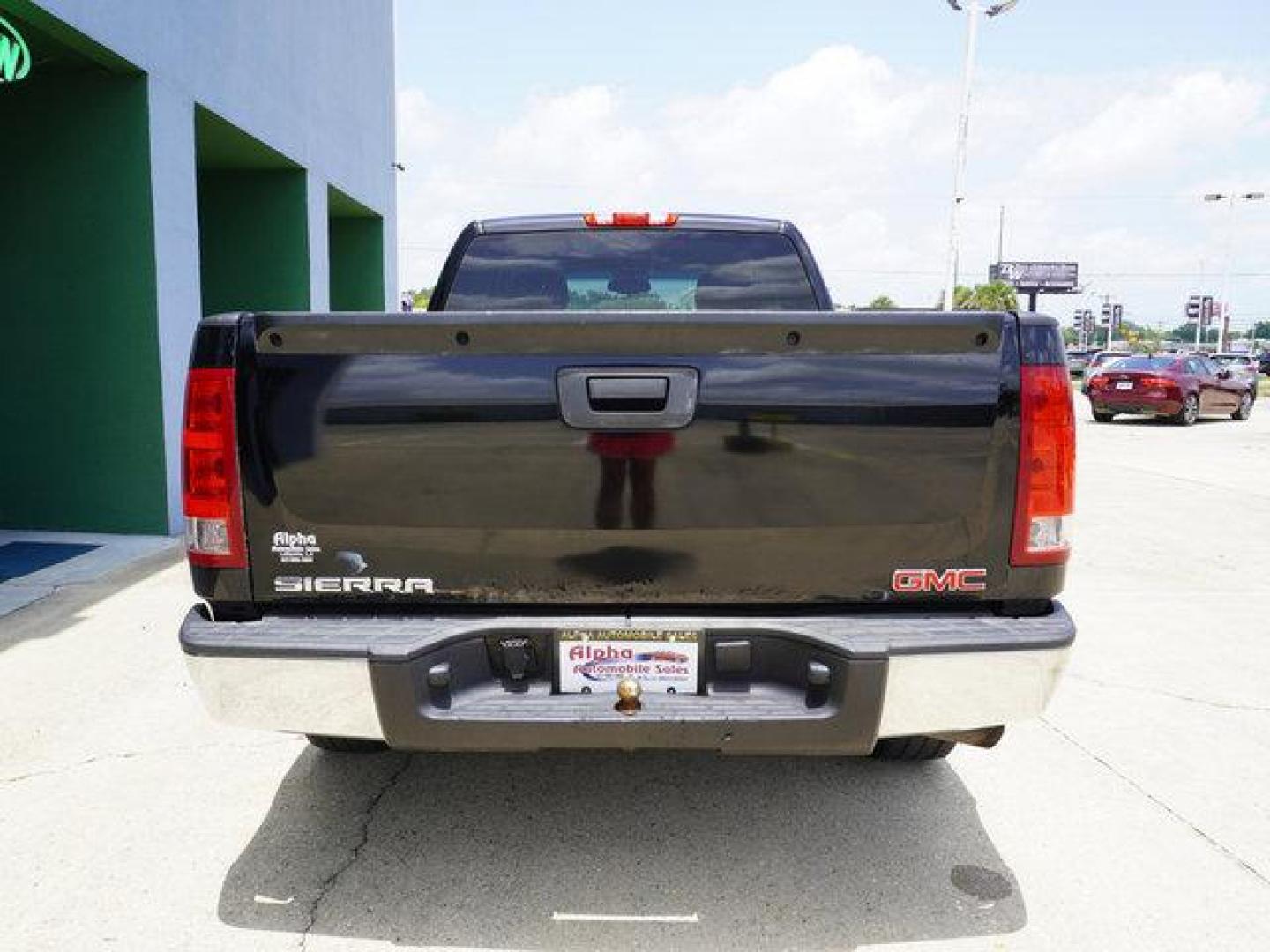 2013 Black GMC Sierra 1500 (1GTR2UEA0DZ) with an 4.8L V8 engine, 4 Spd Automatic transmission, located at 6904 Johnston St., Lafayette, LA, 70503, (337) 988-1960, 30.143589, -92.100601 - Prices are subject to change as improvements done by the service dept. Prices are for Cash sales only, Plus TTL. This Vehicle is Serviced well and Warranties Available too. Easy Financing. Drives Great and everything works. Price subject to change as improvements done by the service dept. Easy CR - Photo#10