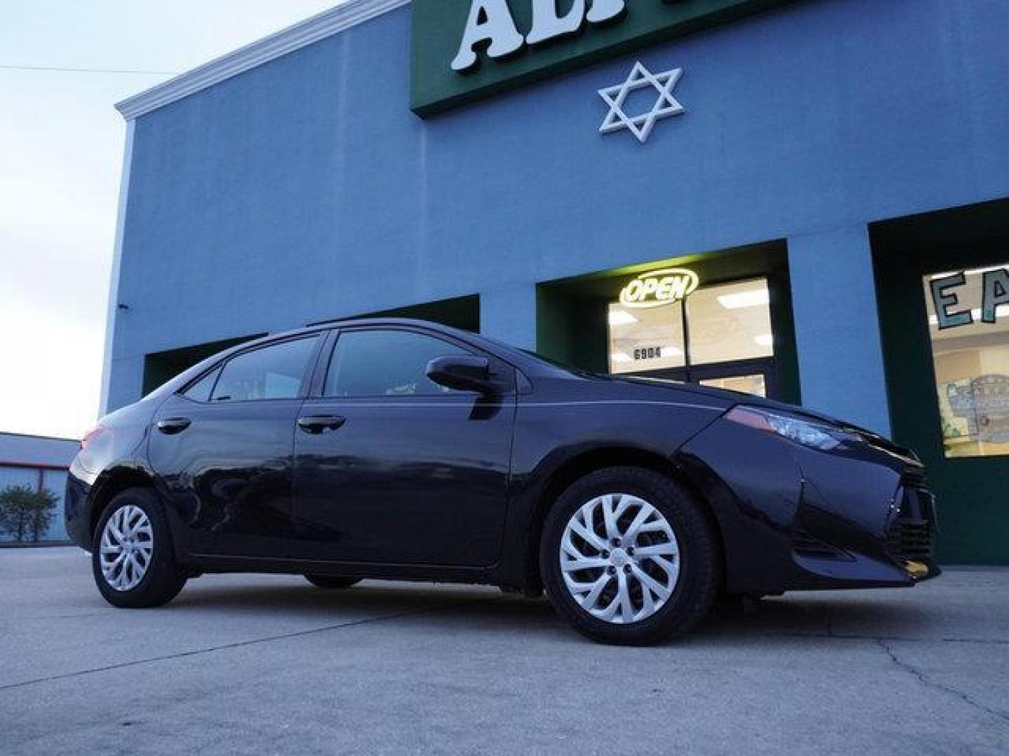 2019 Black Sand Pearl /Steel Gray Toyota Corolla L CVT (Natl) (2T1BURHE6KC) with an 1.8L 4 Cyl engine, Automatic CVT transmission, located at 6904 Johnston St., Lafayette, LA, 70503, (337) 988-1960, 30.143589, -92.100601 - Photo#1