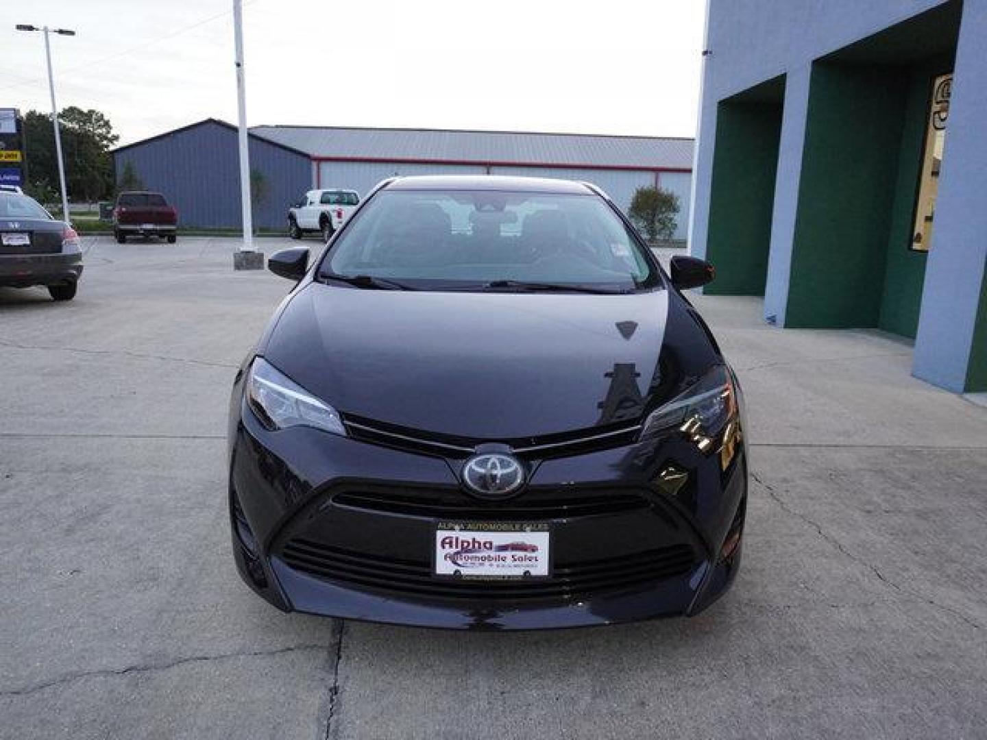 2019 Black Sand Pearl /Steel Gray Toyota Corolla L CVT (Natl) (2T1BURHE6KC) with an 1.8L 4 Cyl engine, Automatic CVT transmission, located at 6904 Johnston St., Lafayette, LA, 70503, (337) 988-1960, 30.143589, -92.100601 - Photo#4