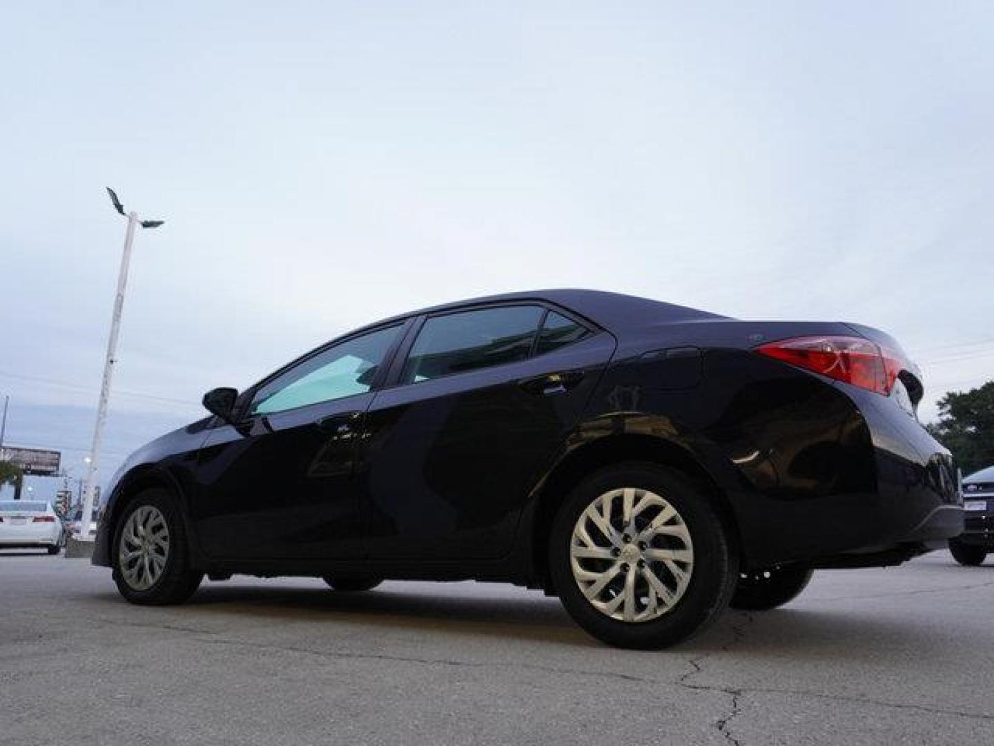 2019 Black Sand Pearl /Steel Gray Toyota Corolla L CVT (Natl) (2T1BURHE6KC) with an 1.8L 4 Cyl engine, Automatic CVT transmission, located at 6904 Johnston St., Lafayette, LA, 70503, (337) 988-1960, 30.143589, -92.100601 - Photo#8