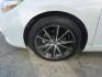 2015 Super White /Almond Toyota Camry 4dr Sdn I4 Auto XLE (Natl) (4T1BF1FK3FU) with an 2.5L 4Cyl engine, Automatic transmission, located at 6904 Johnston St., Lafayette, LA, 70503, (337) 988-1960, 30.143589, -92.100601 - Photo#7