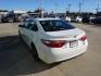 2015 Super White /Almond Toyota Camry 4dr Sdn I4 Auto XLE (Natl) (4T1BF1FK3FU) with an 2.5L 4Cyl engine, Automatic transmission, located at 6904 Johnston St., Lafayette, LA, 70503, (337) 988-1960, 30.143589, -92.100601 - Photo#8