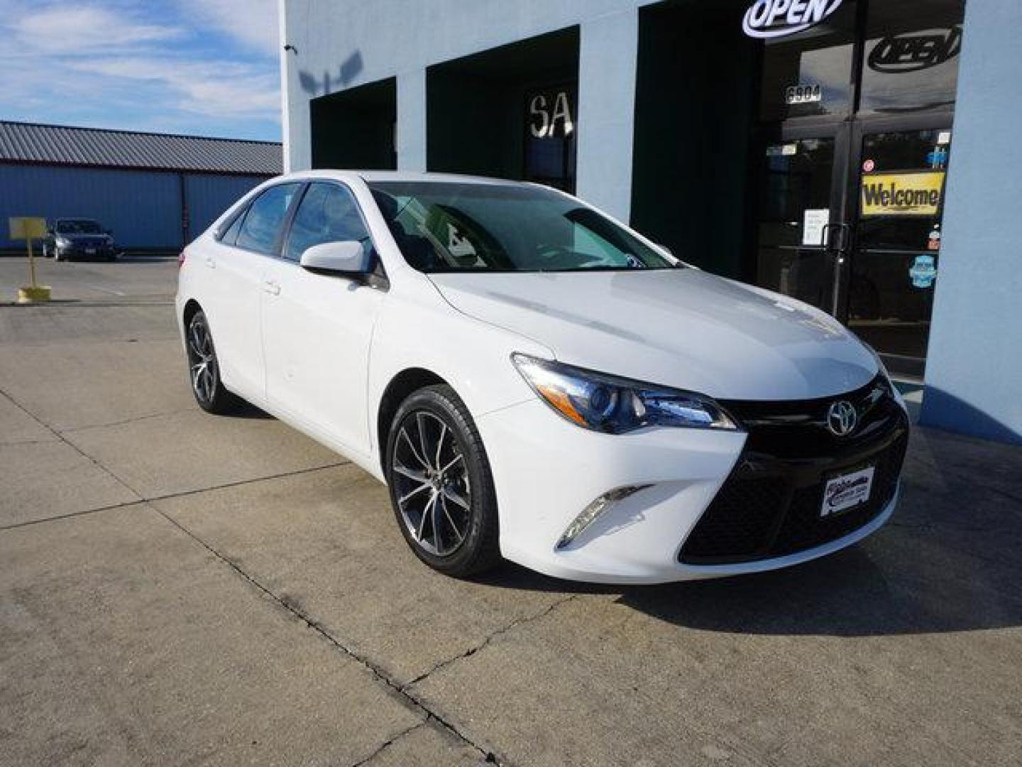 2015 White Toyota Camry (4T1BF1FK3FU) with an 2.5L 4Cyl engine, Automatic transmission, located at 6904 Johnston St., Lafayette, LA, 70503, (337) 988-1960, 30.143589, -92.100601 - Prices are subject to change as improvements done by the service dept. Prices are for Cash sales only, Plus TTL. This Vehicle is Serviced well and Warranties Available too. Easy Financing. Drives Great and everything works. Price subject to change as improvements done by the service dept. Easy CR - Photo#2