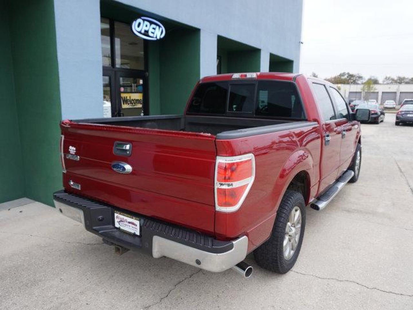 2013 Red Ford F-150 (1FTFW1CT5DK) with an 3.5L 6 Cyl engine, 6 Spd Automatic transmission, located at 6904 Johnston St., Lafayette, LA, 70503, (337) 988-1960, 30.143589, -92.100601 - Prices are subject to change as improvements done by the service dept. Prices are for Cash sales only, Plus TTL. This Vehicle is Serviced well and Warranties Available too. Easy Financing. Drives Great and everything works. Price subject to change as improvements done by the service dept. Easy CR - Photo#10