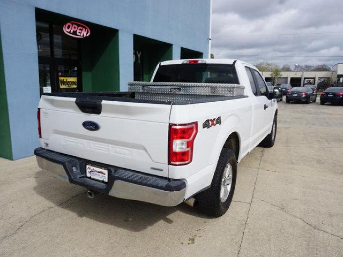 2020 White Ford F-150 (1FTEX1EP1LF) with an 2.7L 6 Cyl engine, 6 Spd Automatic transmission, located at 6904 Johnston St., Lafayette, LA, 70503, (337) 988-1960, 30.143589, -92.100601 - Prices are subject to change as improvements done by the service dept. Prices are for Cash sales only, Plus TTL. This Vehicle is Serviced well and Warranties Available too. Easy Financing. Drives Great and everything works. Price subject to change as improvements done by the service dept. Easy CR - Photo#12