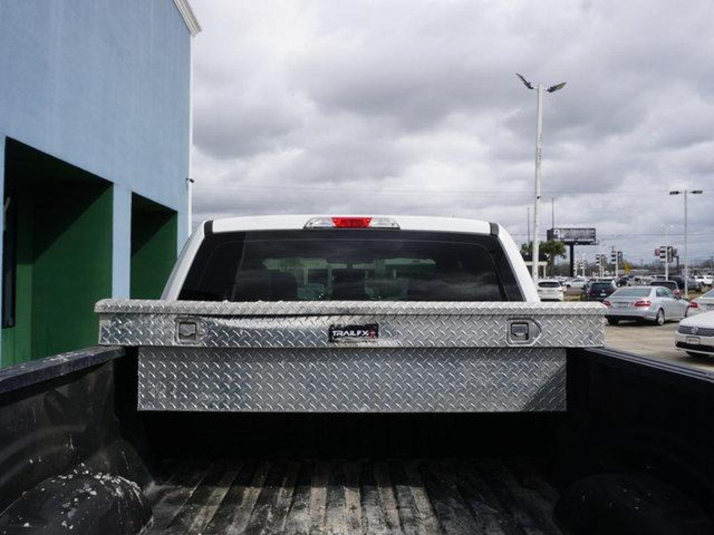 2020 White Ford F-150 (1FTEX1EP1LF) with an 2.7L 6 Cyl engine, 6 Spd Automatic transmission, located at 6904 Johnston St., Lafayette, LA, 70503, (337) 988-1960, 30.143589, -92.100601 - Prices are subject to change as improvements done by the service dept. Prices are for Cash sales only, Plus TTL. This Vehicle is Serviced well and Warranties Available too. Easy Financing. Drives Great and everything works. Price subject to change as improvements done by the service dept. Easy CR - Photo#14