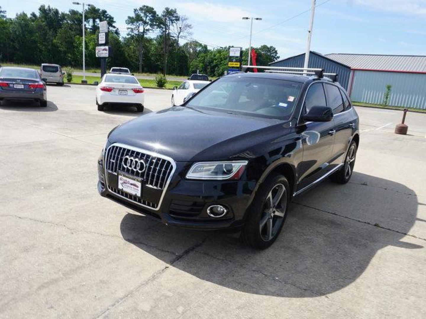 2015 Black /Black Audi Q5 quattro 4dr 3.0L TDI Premium Plus (WA1CMAFP9FA) with an 3.0L V6 Turbo Diesel engine, Automatic transmission, located at 6904 Johnston St., Lafayette, LA, 70503, (337) 988-1960, 30.143589, -92.100601 - Photo#4