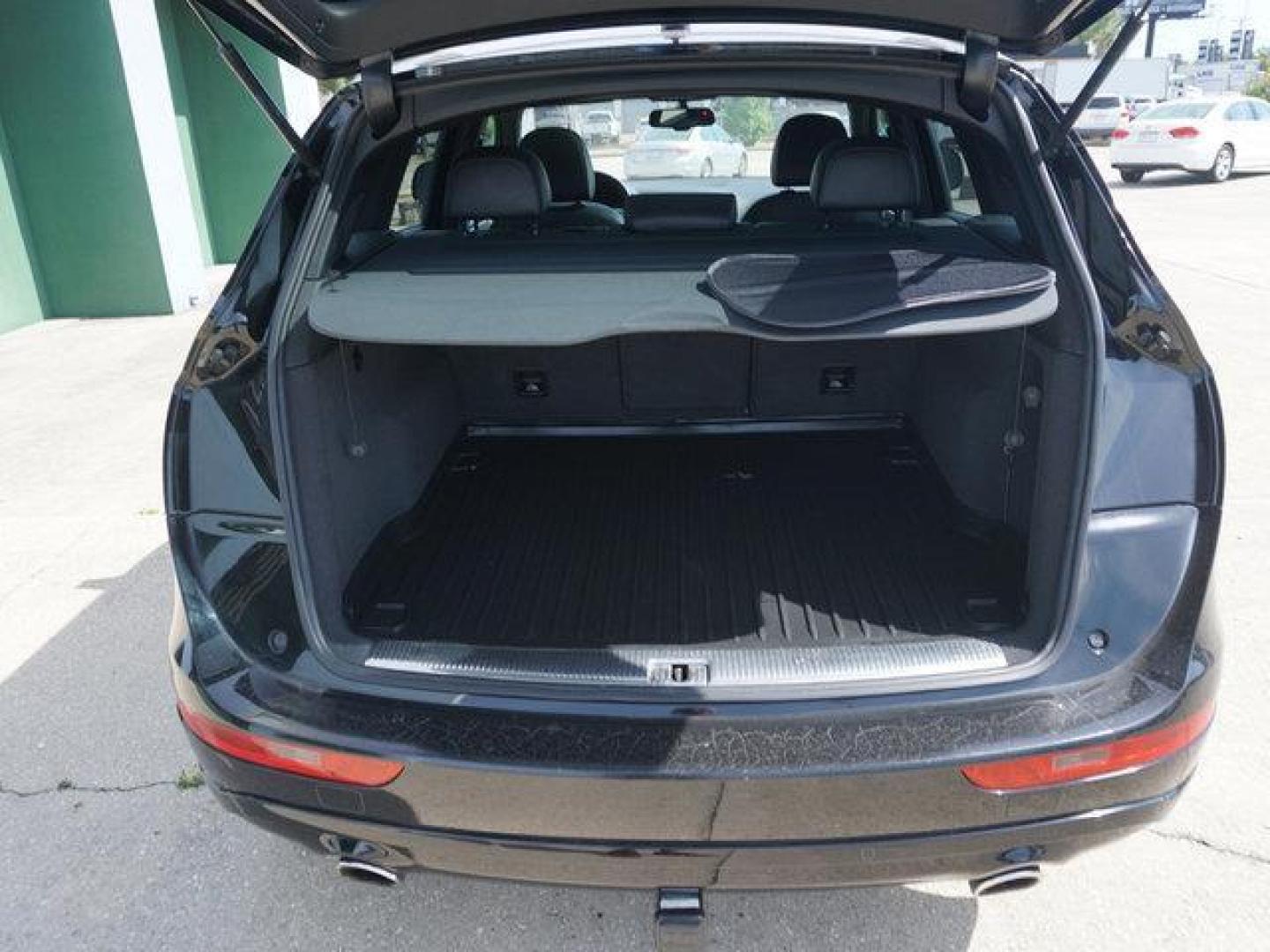 2015 Black /Black Audi Q5 quattro 4dr 3.0L TDI Premium Plus (WA1CMAFP9FA) with an 3.0L V6 Turbo Diesel engine, Automatic transmission, located at 6904 Johnston St., Lafayette, LA, 70503, (337) 988-1960, 30.143589, -92.100601 - Photo#13