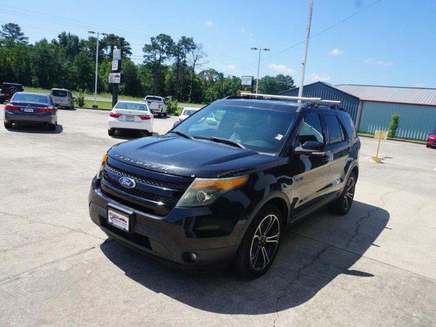 2015 Tuxedo Black Metallic /Charcoal Black/Sienna Ford Explorer 4WD 4dr Sport (1FM5K8GT8FG) with an 3.5L V6 EcoBoost engine, Automatic transmission, located at 6904 Johnston St., Lafayette, LA, 70503, (337) 988-1960, 30.143589, -92.100601 - Photo#3