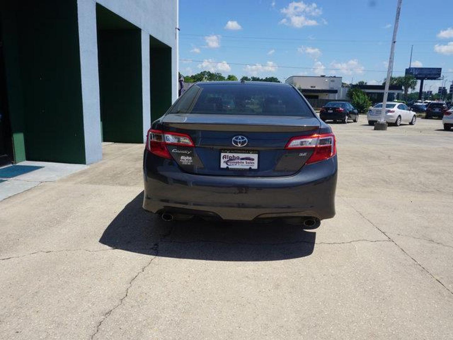 2012 Gray /Black/Ash Toyota Camry 4dr Sdn V6 Auto SE (Natl) (4T1BK1FK7CU) with an 3.5L 6 Cyl engine, Automatic transmission, located at 6904 Johnston St., Lafayette, LA, 70503, (337) 988-1960, 30.143589, -92.100601 - Photo#10