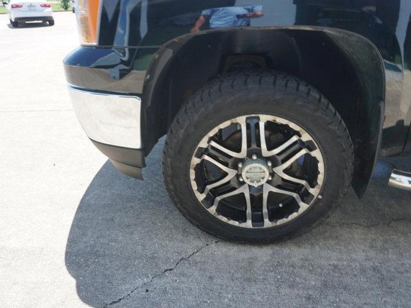 2013 Black GMC Sierra 1500 (1GTR2UEA5DZ) with an 4.8L V8 engine, 4 Spd Automatic transmission, located at 6904 Johnston St., Lafayette, LA, 70503, (337) 988-1960, 30.143589, -92.100601 - Prices are subject to change as improvements done by the service dept. Prices are for Cash sales only, Plus TTL. This Vehicle is Serviced well and Warranties Available too. Easy Financing. Drives Great and everything works. Price subject to change as improvements done by the service dept. Easy CR - Photo#6