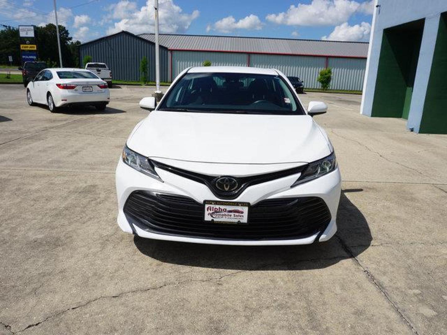 2019 Super White /Ash Toyota Camry LE Auto (Natl) (4T1B11HK0KU) with an 2.5L 4Cyl engine, Automatic transmission, located at 6904 Johnston St., Lafayette, LA, 70503, (337) 988-1960, 30.143589, -92.100601 - Photo#2