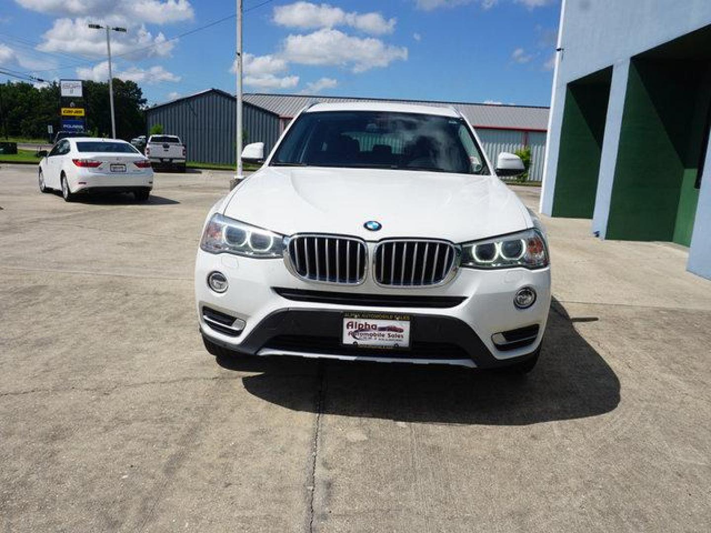 2017 White BMW X3 (5UXWZ7C31H0) with an 2.0L 4Cyl Turbo engine, Automatic transmission, located at 6904 Johnston St., Lafayette, LA, 70503, (337) 988-1960, 30.143589, -92.100601 - Prices are subject to change as improvements done by the service dept. Prices are for Cash sales only, Plus TTL. This Vehicle is Serviced well and Warranties Available too. Easy Financing. Drives Great and everything works. Price subject to change as improvements done by the service dept. Easy CR - Photo#3