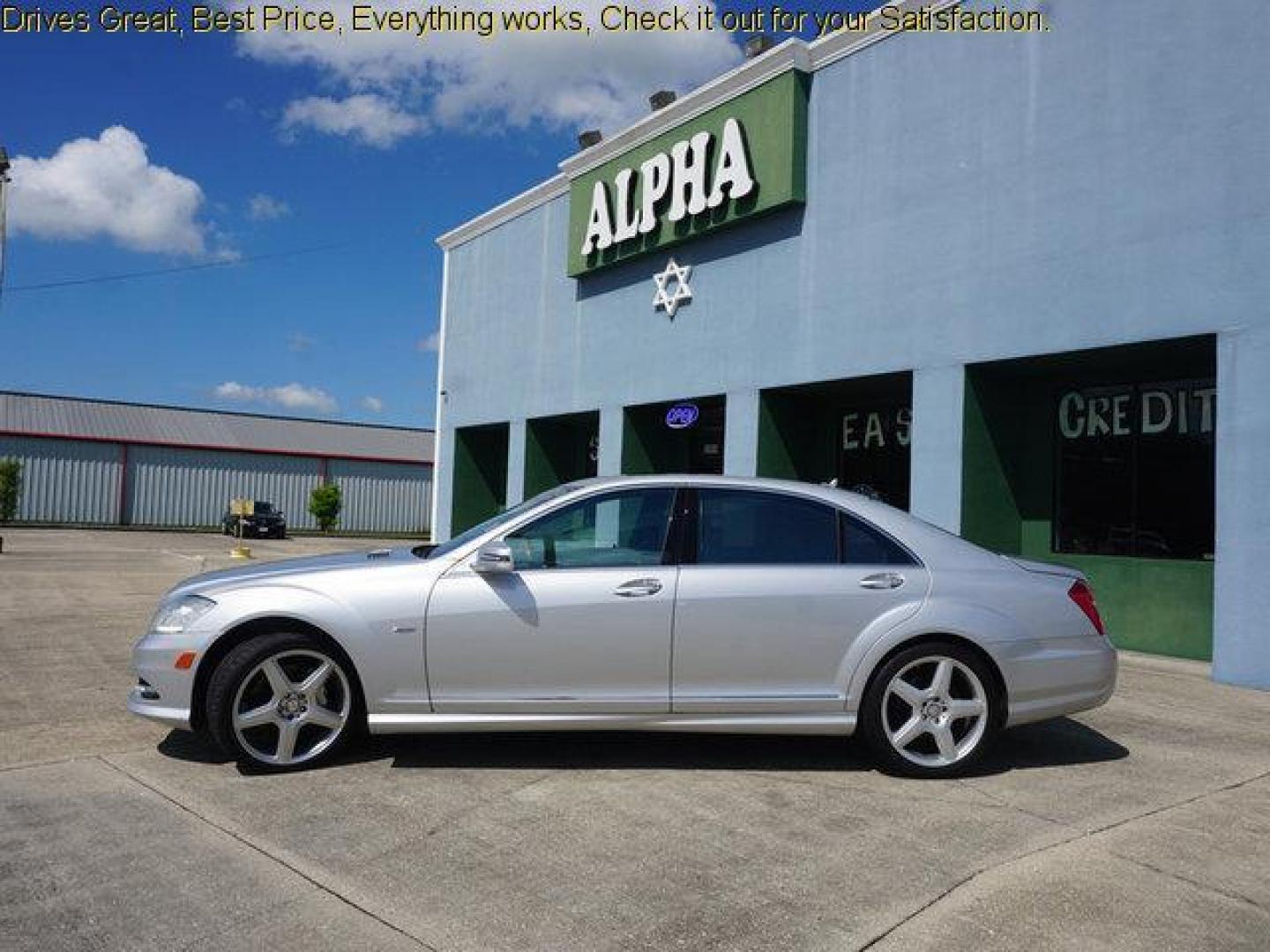 2012 Silver /Ash/Grey Mercedes-Benz S-Class S550 Sedan (WDDNG7DB3CA) with an 4.6L V8 engine, Automatic transmission, located at 6904 Johnston St., Lafayette, LA, 70503, (337) 988-1960, 30.143589, -92.100601 - Photo#0