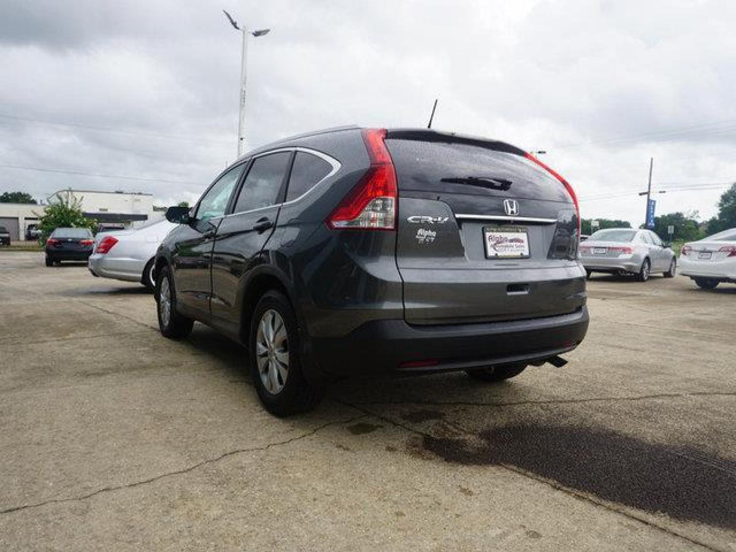 2013 Grey /Beige Honda CR-V 2WD 5dr EX-L (2HKRM3H78DH) with an 2.4L 4Cyl engine, Automatic transmission, located at 6904 Johnston St., Lafayette, LA, 70503, (337) 988-1960, 30.143589, -92.100601 - Photo#8