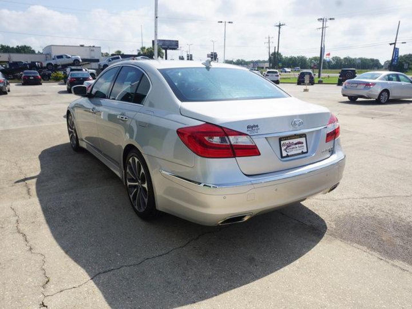 2013 Silver Hyundai Genesis (KMHGC4DH5DU) with an 5.0L V8 engine, 8 Spd Automatic transmission, located at 6904 Johnston St., Lafayette, LA, 70503, (337) 988-1960, 30.143589, -92.100601 - Prices are subject to change as improvements done by the service dept. Prices are for Cash sales only, Plus TTL. This Vehicle is Serviced well and Warranties Available too. Easy Financing. Drives Great and everything works. Price subject to change as improvements done by the service dept. Easy CR - Photo#7