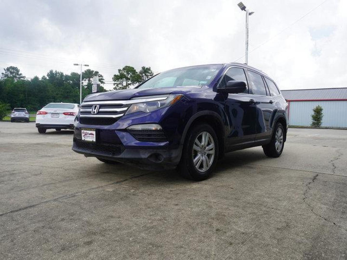 2016 Blue Honda Pilot (5FNYF5H14GB) with an 3.5L V6 engine, Automatic transmission, located at 6904 Johnston St., Lafayette, LA, 70503, (337) 988-1960, 30.143589, -92.100601 - Prices are subject to change as improvements done by the service dept. Prices are for Cash sales only, Plus TTL. This Vehicle is Serviced well and Warranties Available too. Easy Financing. Drives Great and everything works. Price subject to change as improvements done by the service dept. Easy CR - Photo#5