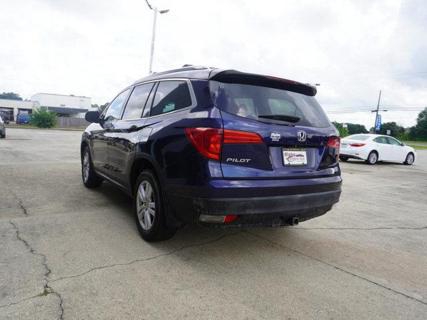 2016 Blue Honda Pilot (5FNYF5H14GB) with an 3.5L V6 engine, Automatic transmission, located at 6904 Johnston St., Lafayette, LA, 70503, (337) 988-1960, 30.143589, -92.100601 - Prices are subject to change as improvements done by the service dept. Prices are for Cash sales only, Plus TTL. This Vehicle is Serviced well and Warranties Available too. Easy Financing. Drives Great and everything works. Price subject to change as improvements done by the service dept. Easy CR - Photo#8