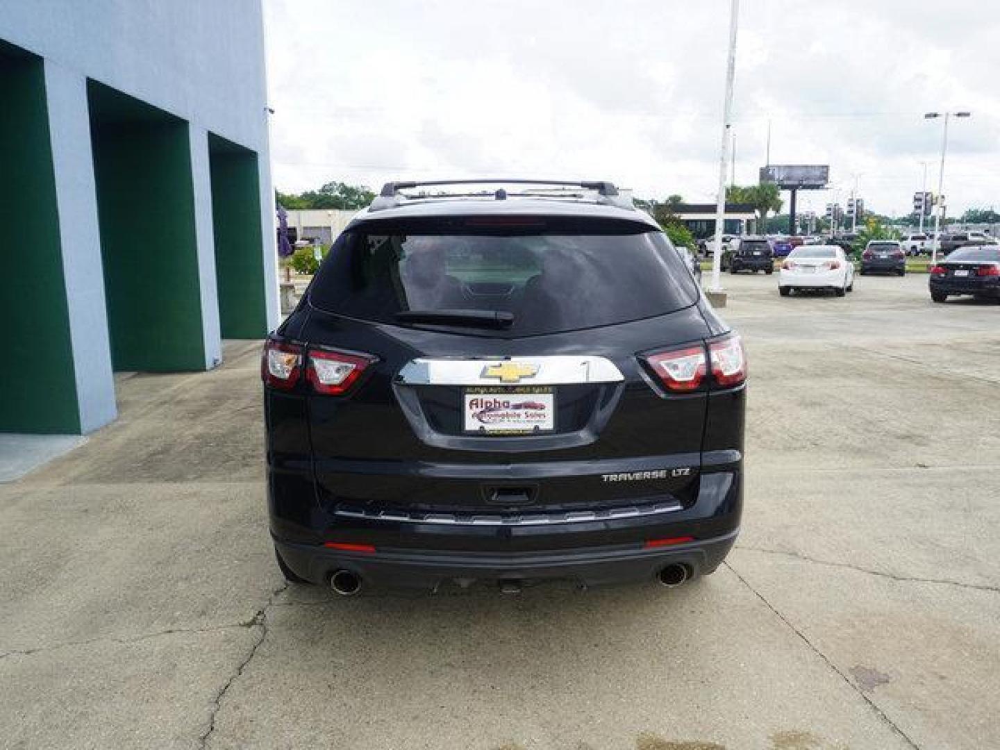 2015 Black Granite Metallic /Dark Titanium/Light Titanium Chevrolet Traverse FWD 4dr LTZ (1GNKRJKD1FJ) with an 3.6L V6 engine, Automatic transmission, located at 6904 Johnston St., Lafayette, LA, 70503, (337) 988-1960, 30.143589, -92.100601 - Photo#9