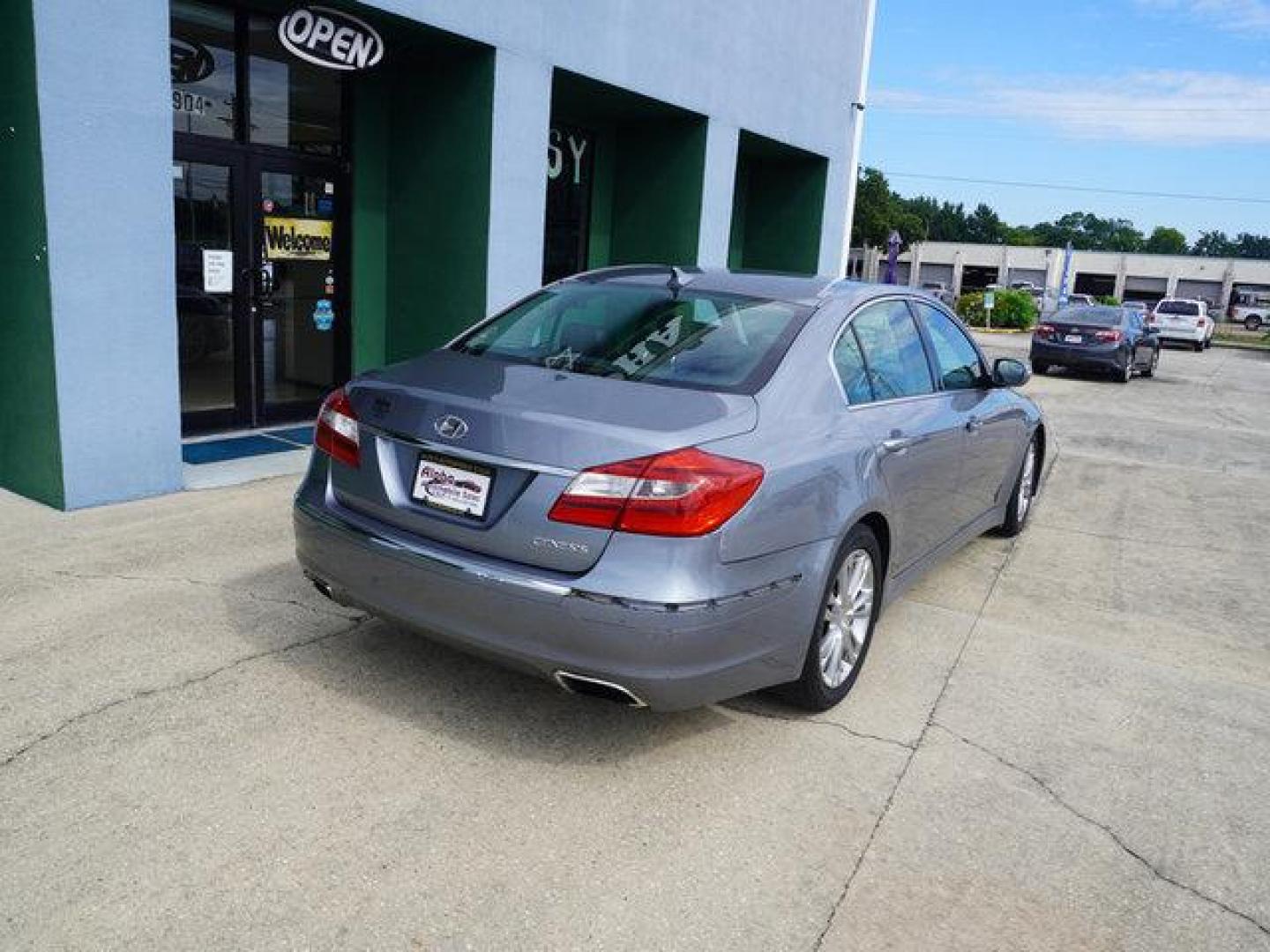 2014 Grey Hyundai Genesis (KMHGC4DD6EU) with an 3.8L V6 engine, 8 Spd Automatic transmission, located at 6904 Johnston St., Lafayette, LA, 70503, (337) 988-1960, 30.143589, -92.100601 - Prices are subject to change as improvements done by the service dept. Prices are for Cash sales only, Plus TTL. This Vehicle is Serviced well and Warranties Available too. Easy Financing. Drives Great and everything works. Price subject to change as improvements done by the service dept. Easy CR - Photo#11