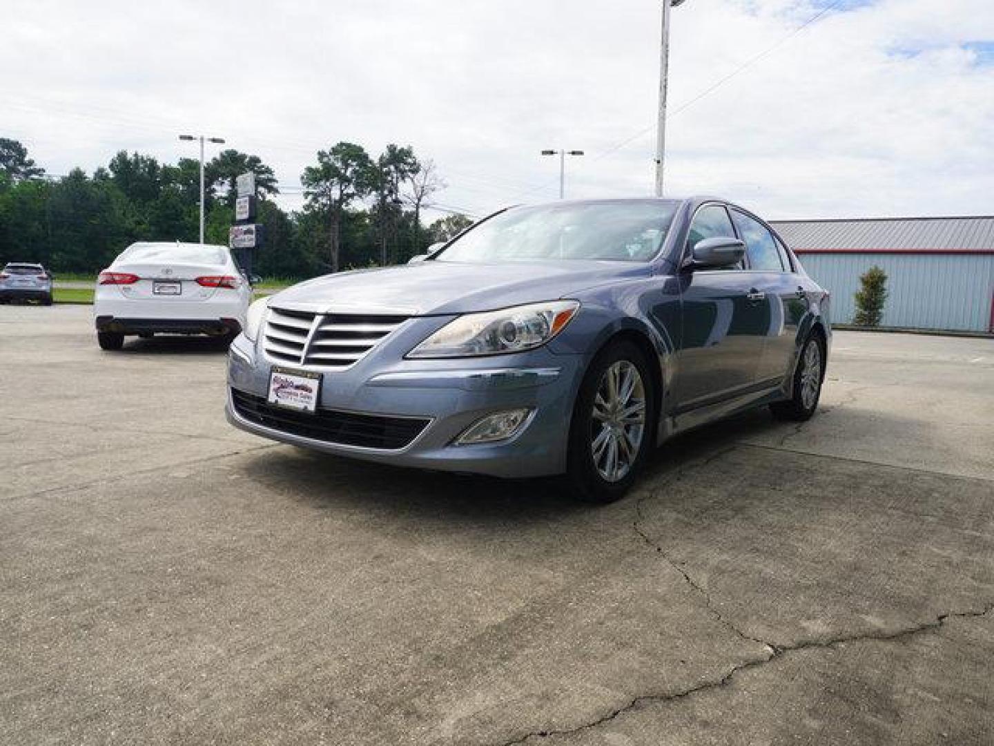 2014 Grey Hyundai Genesis (KMHGC4DD6EU) with an 3.8L V6 engine, 8 Spd Automatic transmission, located at 6904 Johnston St., Lafayette, LA, 70503, (337) 988-1960, 30.143589, -92.100601 - Prices are subject to change as improvements done by the service dept. Prices are for Cash sales only, Plus TTL. This Vehicle is Serviced well and Warranties Available too. Easy Financing. Drives Great and everything works. Price subject to change as improvements done by the service dept. Easy CR - Photo#5