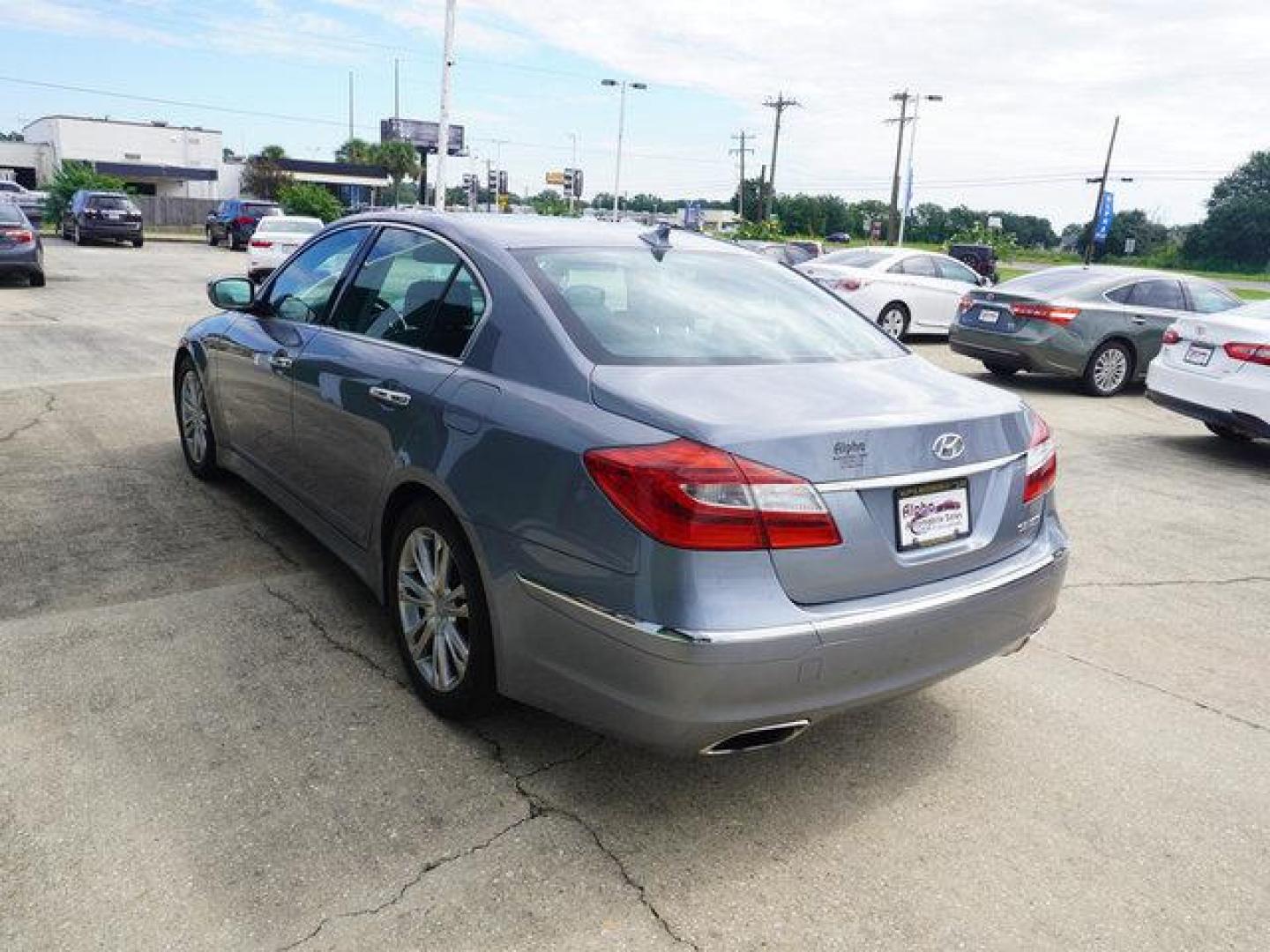 2014 Grey Hyundai Genesis (KMHGC4DD6EU) with an 3.8L V6 engine, 8 Spd Automatic transmission, located at 6904 Johnston St., Lafayette, LA, 70503, (337) 988-1960, 30.143589, -92.100601 - Prices are subject to change as improvements done by the service dept. Prices are for Cash sales only, Plus TTL. This Vehicle is Serviced well and Warranties Available too. Easy Financing. Drives Great and everything works. Price subject to change as improvements done by the service dept. Easy CR - Photo#7