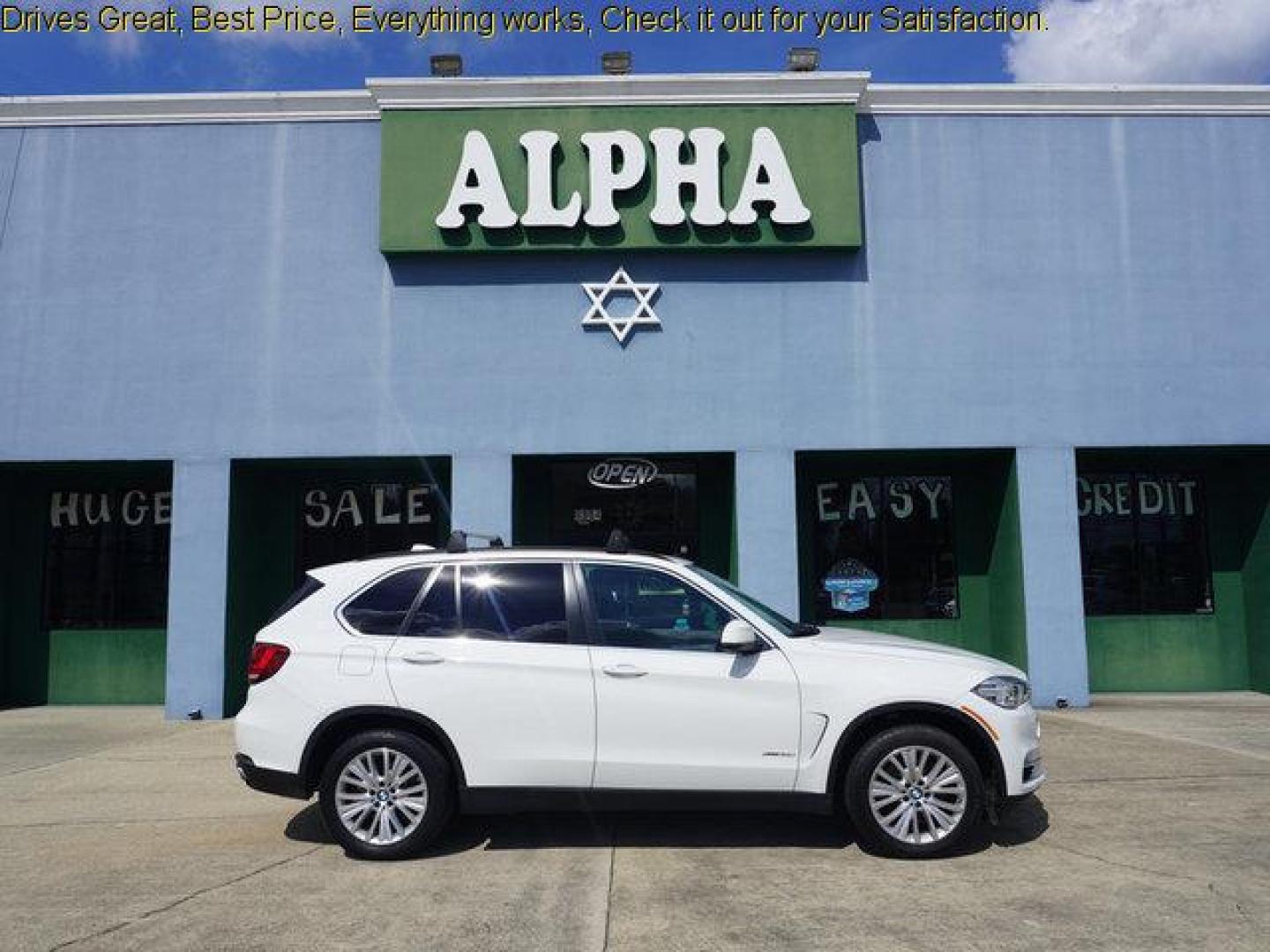 2015 White BMW X5 (5UXKR6C57F0) with an 4.4L V8 Turbo engine, Automatic transmission, located at 6904 Johnston St., Lafayette, LA, 70503, (337) 988-1960, 30.143589, -92.100601 - Prices are subject to change as improvements done by the service dept. Prices are for Cash sales only, Plus TTL. This Vehicle is Serviced well and Warranties Available too. Easy Financing. Drives Great and everything works. Price subject to change as improvements done by the service dept. Easy CR - Photo#0