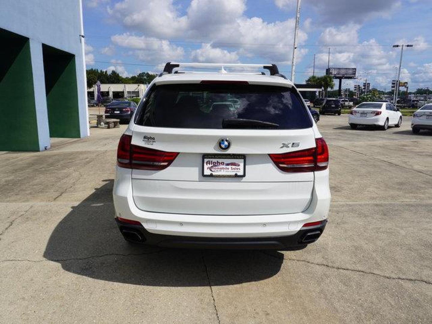 2015 White BMW X5 (5UXKR6C57F0) with an 4.4L V8 Turbo engine, Automatic transmission, located at 6904 Johnston St., Lafayette, LA, 70503, (337) 988-1960, 30.143589, -92.100601 - Prices are subject to change as improvements done by the service dept. Prices are for Cash sales only, Plus TTL. This Vehicle is Serviced well and Warranties Available too. Easy Financing. Drives Great and everything works. Price subject to change as improvements done by the service dept. Easy CR - Photo#8