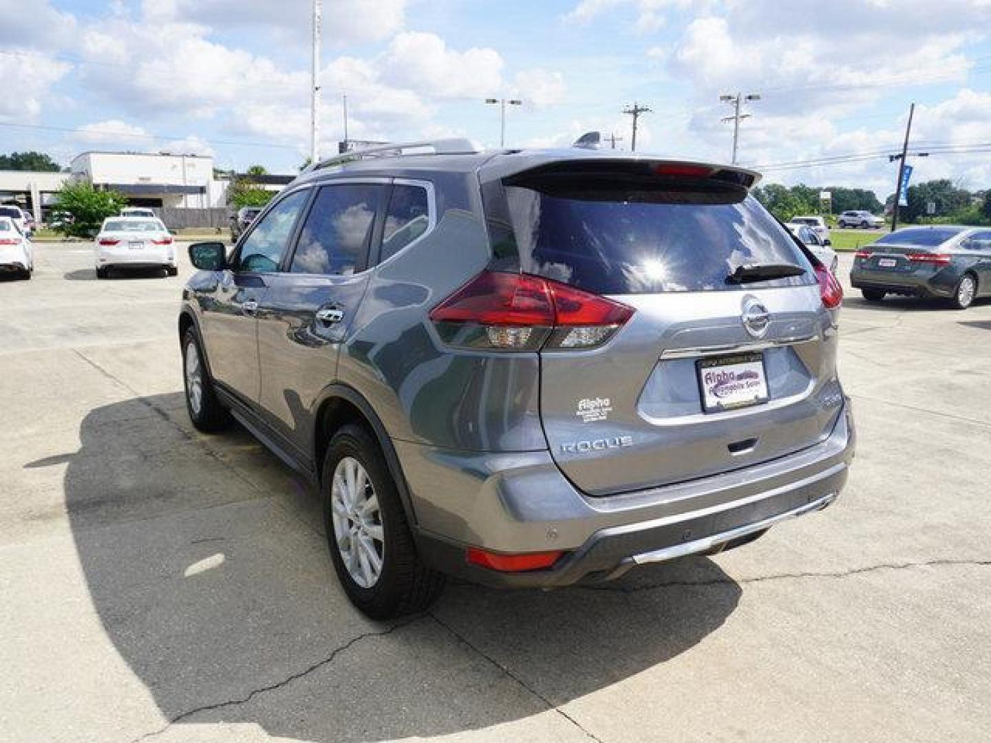 2019 Brilliant Silver Metallic /Almond Nissan Rogue AWD SV (KNMAT2MV1KP) with an 2.5L 4Cyl engine, Automatic transmission, located at 6904 Johnston St., Lafayette, LA, 70503, (337) 988-1960, 30.143589, -92.100601 - Photo#8