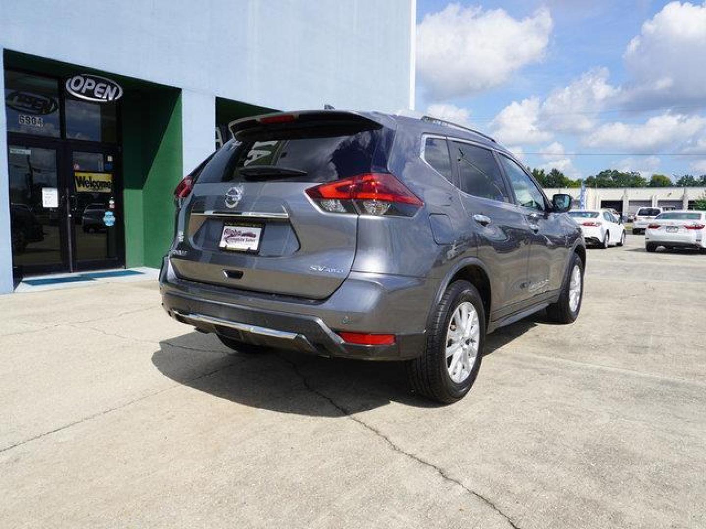 2019 Brilliant Silver Metallic /Almond Nissan Rogue AWD SV (KNMAT2MV1KP) with an 2.5L 4Cyl engine, Automatic transmission, located at 6904 Johnston St., Lafayette, LA, 70503, (337) 988-1960, 30.143589, -92.100601 - Photo#13