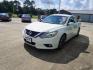 2018 White /Beige Nissan Altima 2.5 SV Sedan (1N4AL3AP2JC) with an 2.5L 4Cyl engine, Automatic transmission, located at 6904 Johnston St., Lafayette, LA, 70503, (337) 988-1960, 30.143589, -92.100601 - Photo#4