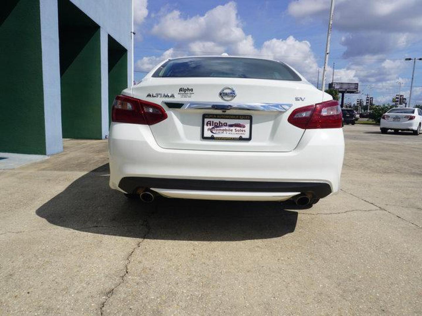 2018 White Nissan Altima (1N4AL3AP2JC) with an 2.5L 4Cyl engine, Automatic transmission, located at 6904 Johnston St., Lafayette, LA, 70503, (337) 988-1960, 30.143589, -92.100601 - Prices are subject to change as improvements done by the service dept. Prices are for Cash sales only, Plus TTL. This Vehicle is Serviced well and Warranties Available too. Easy Financing. Drives Great and everything works. Price subject to change as improvements done by the service dept. Easy CR - Photo#10