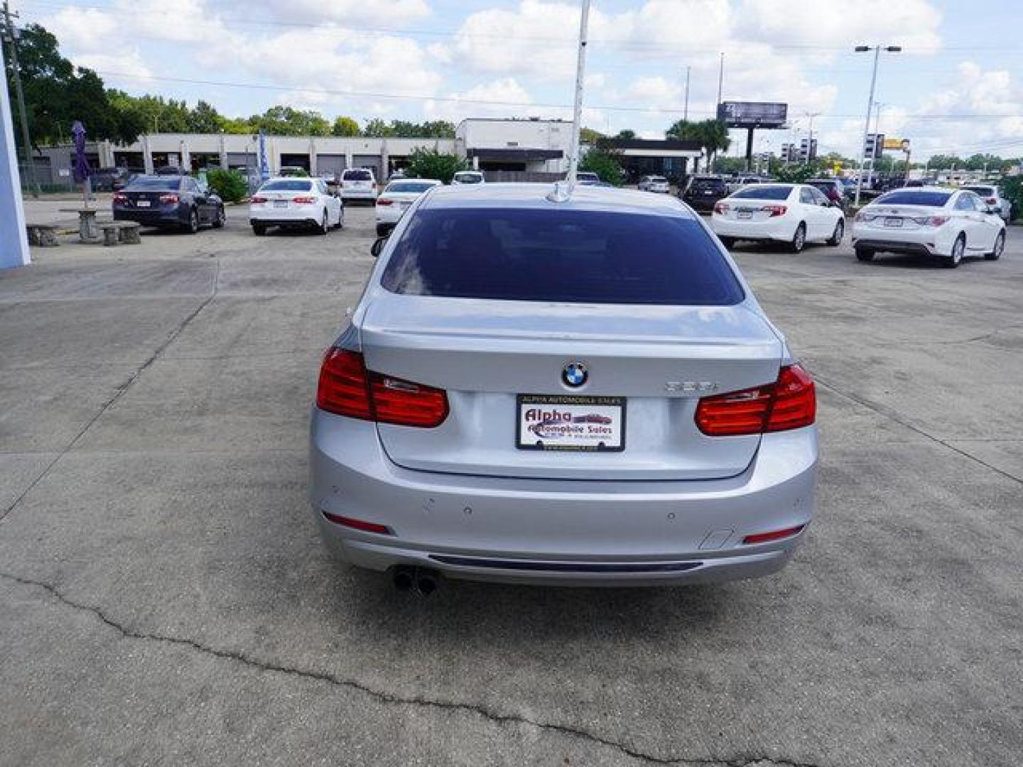 2015 Silver BMW 3 Series (WBA3A5C54FF) with an 2.0L 4Cyl Turbo engine, 8 Spd Automatic transmission, located at 6904 Johnston St., Lafayette, LA, 70503, (337) 988-1960, 30.143589, -92.100601 - Prices are subject to change as improvements done by the service dept. Prices are for Cash sales only, Plus TTL. This Vehicle is Serviced well and Warranties Available too. Easy Financing. Drives Great and everything works. Price subject to change as improvements done by the service dept. Easy CR - Photo#9