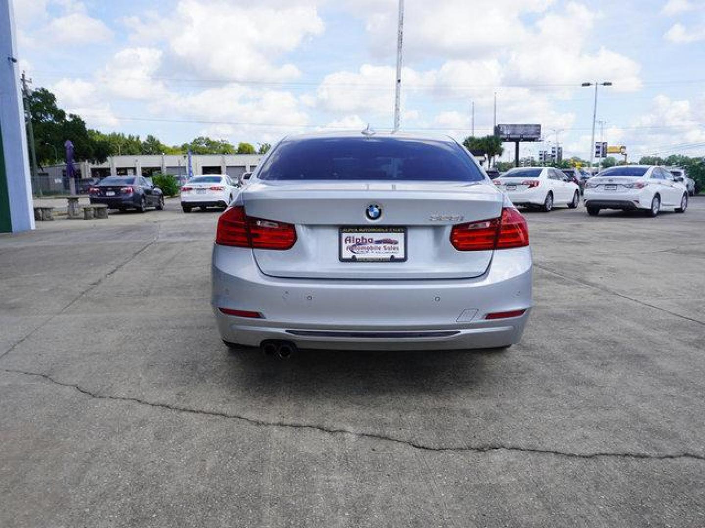 2015 Silver BMW 3 Series (WBA3A5C54FF) with an 2.0L 4Cyl Turbo engine, 8 Spd Automatic transmission, located at 6904 Johnston St., Lafayette, LA, 70503, (337) 988-1960, 30.143589, -92.100601 - Prices are subject to change as improvements done by the service dept. Prices are for Cash sales only, Plus TTL. This Vehicle is Serviced well and Warranties Available too. Easy Financing. Drives Great and everything works. Price subject to change as improvements done by the service dept. Easy CR - Photo#10