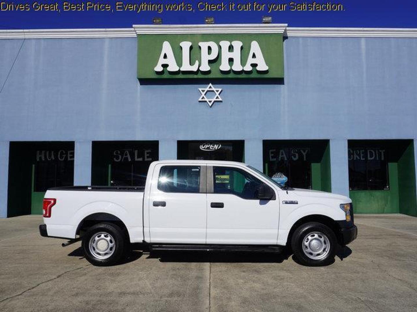 2017 Oxford White /Black Ford F-150 XL 2WD SuperCrew 5.5' Box (1FTEW1C8XHF) with an 3.5L 6 Cyl engine, Automatic transmission, located at 6904 Johnston St., Lafayette, LA, 70503, (337) 988-1960, 30.143589, -92.100601 - Photo#0