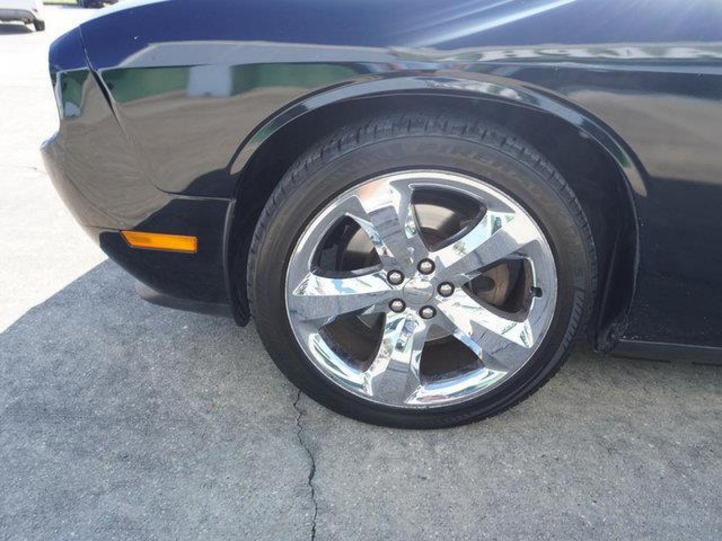 2013 Black /Dark Slate Gray Interior Dodge Challenger 2dr Cpe SXT Plus (2C3CDYAG9DH) with an 3.6L V6 engine, 5 Spd Automatic transmission, located at 6904 Johnston St., Lafayette, LA, 70503, (337) 988-1960, 30.143589, -92.100601 - Photo#6