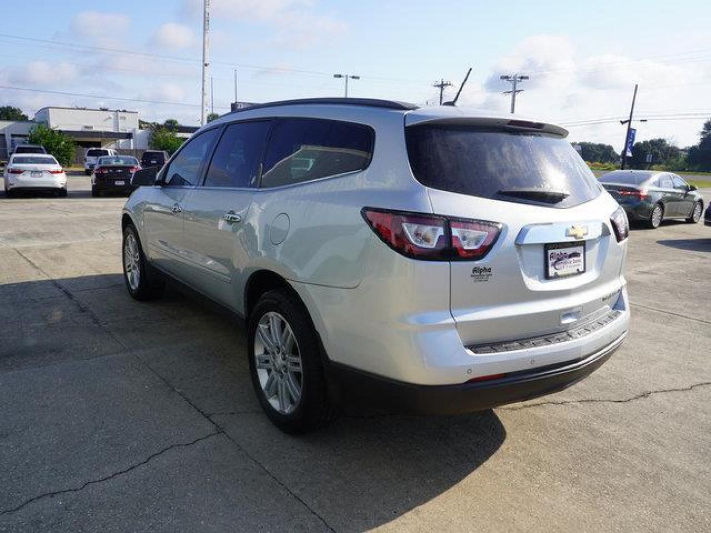 2013 Silver /Dk Titanium/Lt Titanium Chevrolet Traverse FWD 4dr LT w/1LT (1GNKRGKD8DJ) with an 3.6L V6 engine, Automatic transmission, located at 6904 Johnston St., Lafayette, LA, 70503, (337) 988-1960, 30.143589, -92.100601 - Photo#7