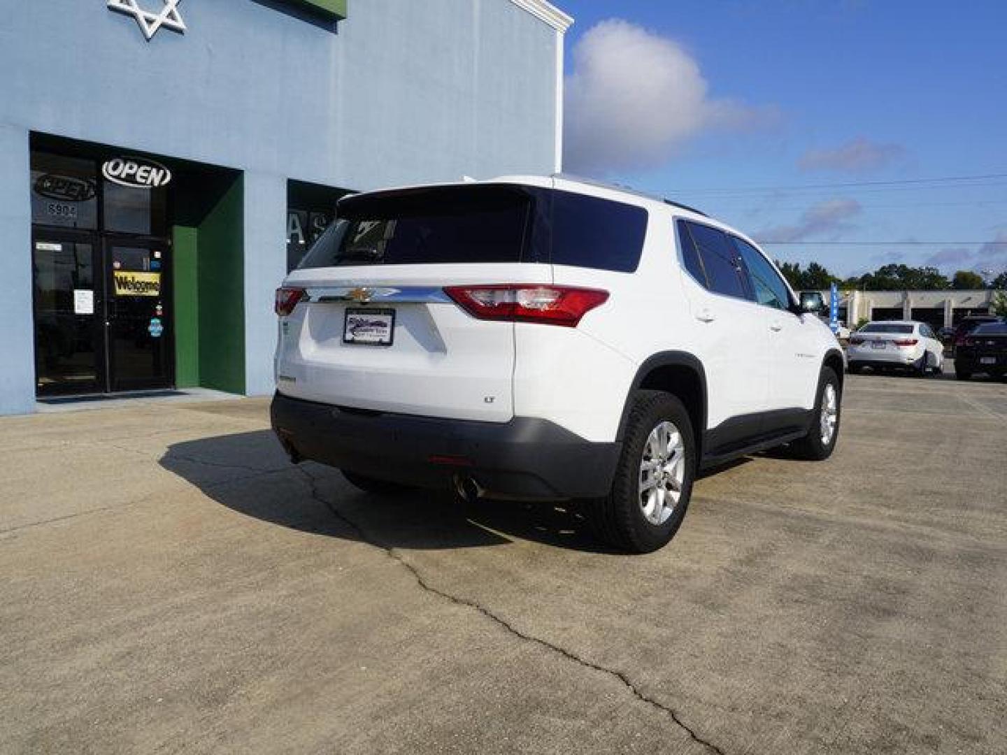 2018 White Chevrolet Traverse (1GNERGKW5JJ) with an 3.6L V6 engine, Automatic transmission, located at 6904 Johnston St., Lafayette, LA, 70503, (337) 988-1960, 30.143589, -92.100601 - Prices are subject to change as improvements done by the service dept. Prices are for Cash sales only, Plus TTL. This Vehicle is Serviced well and Warranties Available too. Easy Financing. Drives Great and everything works. Price subject to change as improvements done by the service dept. Easy CR - Photo#12