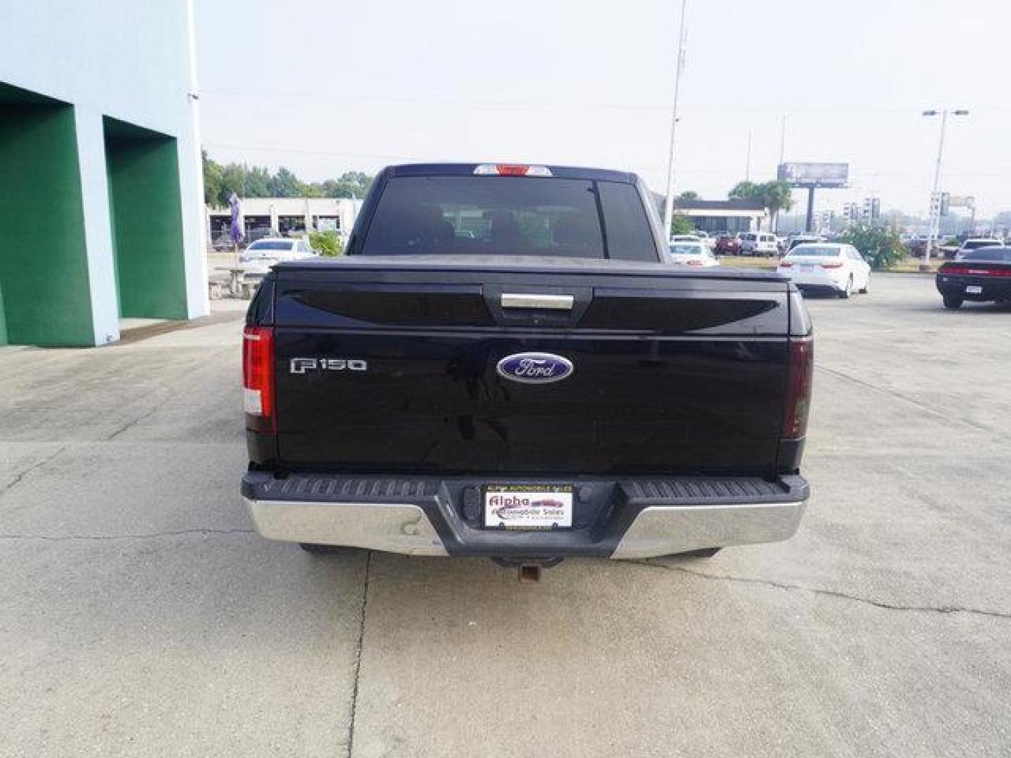 2016 Blue /Dark Earth Gray Ford F-150 2WD SuperCrew 157 XL (1FTEW1CGXGK) with an 3.5L 6 Cyl engine, Automatic transmission, located at 6904 Johnston St., Lafayette, LA, 70503, (337) 988-1960, 30.143589, -92.100601 - Photo#9