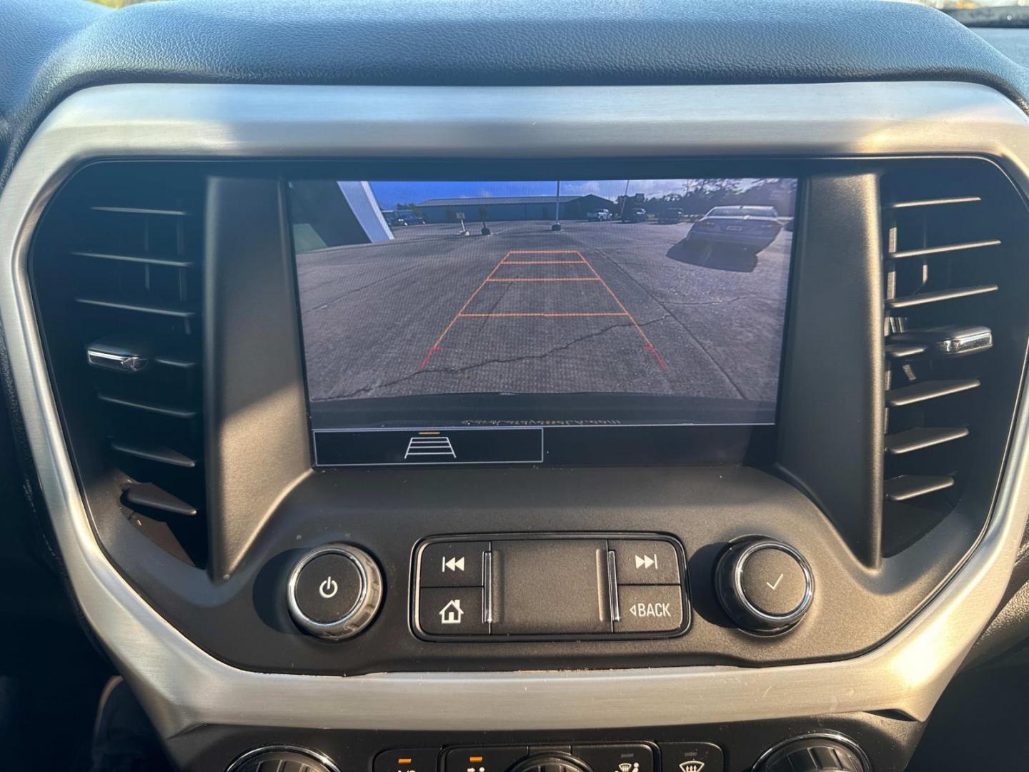 2020 Black /Jet Black GMC Acadia FWD 4dr SLT (1GKKNMLS6LZ) , N/A transmission, located at 6904 Johnston St., Lafayette, LA, 70503, (337) 988-1960, 30.143589, -92.100601 - Photo#31