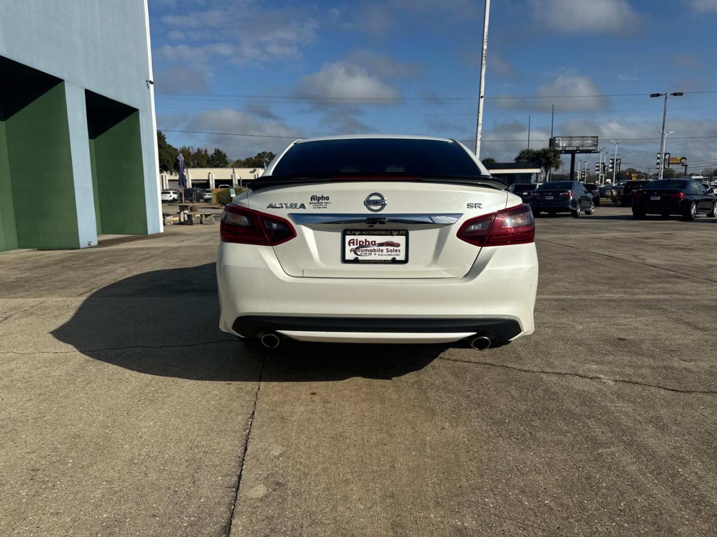 2017 Pearl White /Black Nissan Altima 2.5 SR Sedan (1N4AL3AP5HC) , Automatic transmission, located at 6904 Johnston St., Lafayette, LA, 70503, (337) 988-1960, 30.143589, -92.100601 - Photo#11