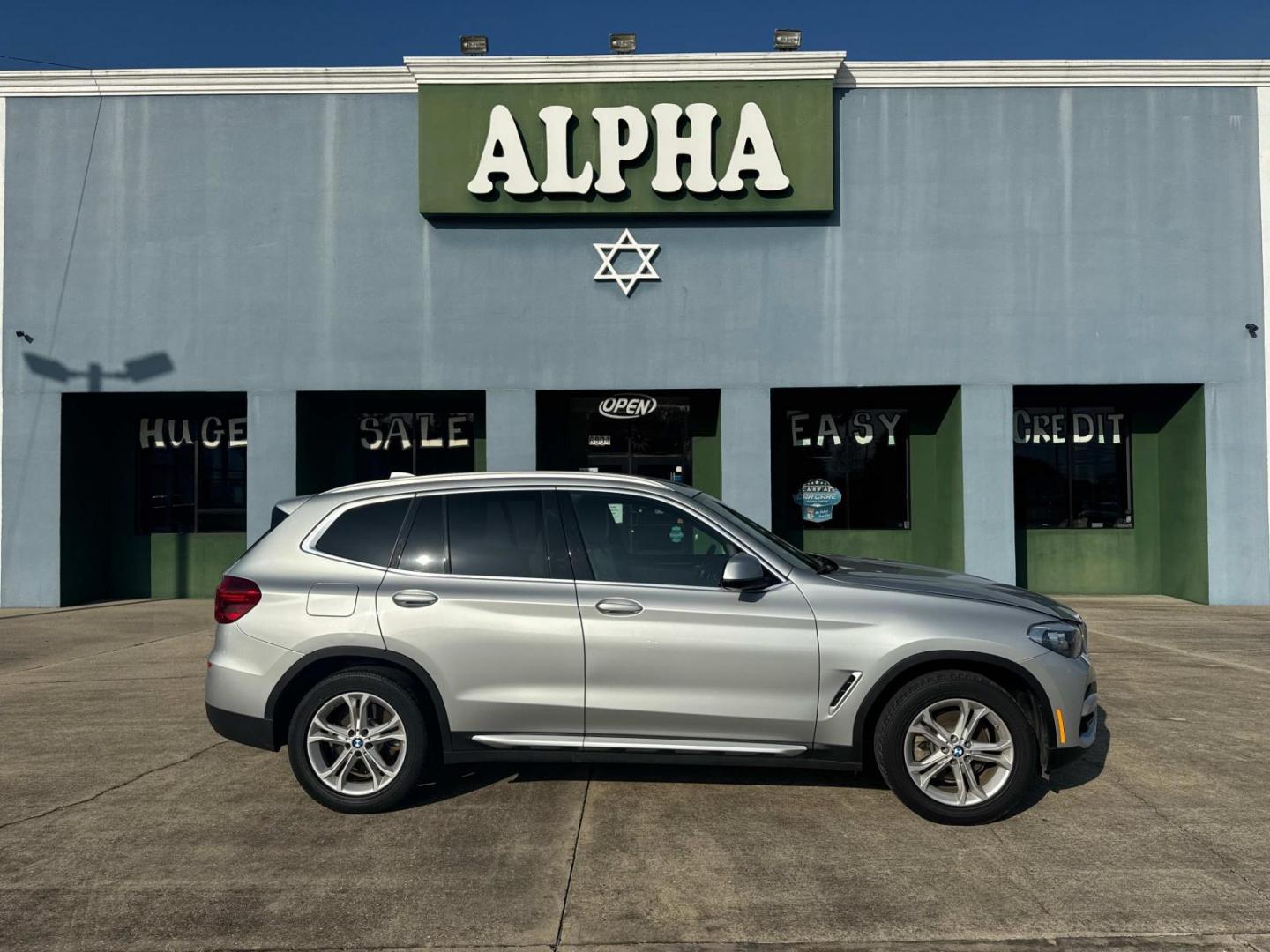 2019 White /Canberra Beige/Black BMW X3 xDrive30i Sports Activity Vehicle (5UXTR9C50KL) , N/A transmission, located at 6904 Johnston St., Lafayette, LA, 70503, (337) 988-1960, 30.143589, -92.100601 - Photo#0