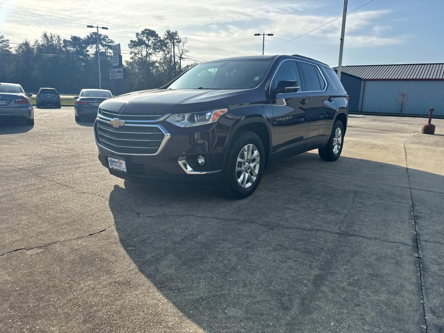 2019 Maroon /Black Chevrolet Traverse AWD 4dr LT Cloth w/1LT (1GNEVGKW8KJ) , N/A transmission, located at 6904 Johnston St., Lafayette, LA, 70503, (337) 988-1960, 30.143589, -92.100601 - Photo#5