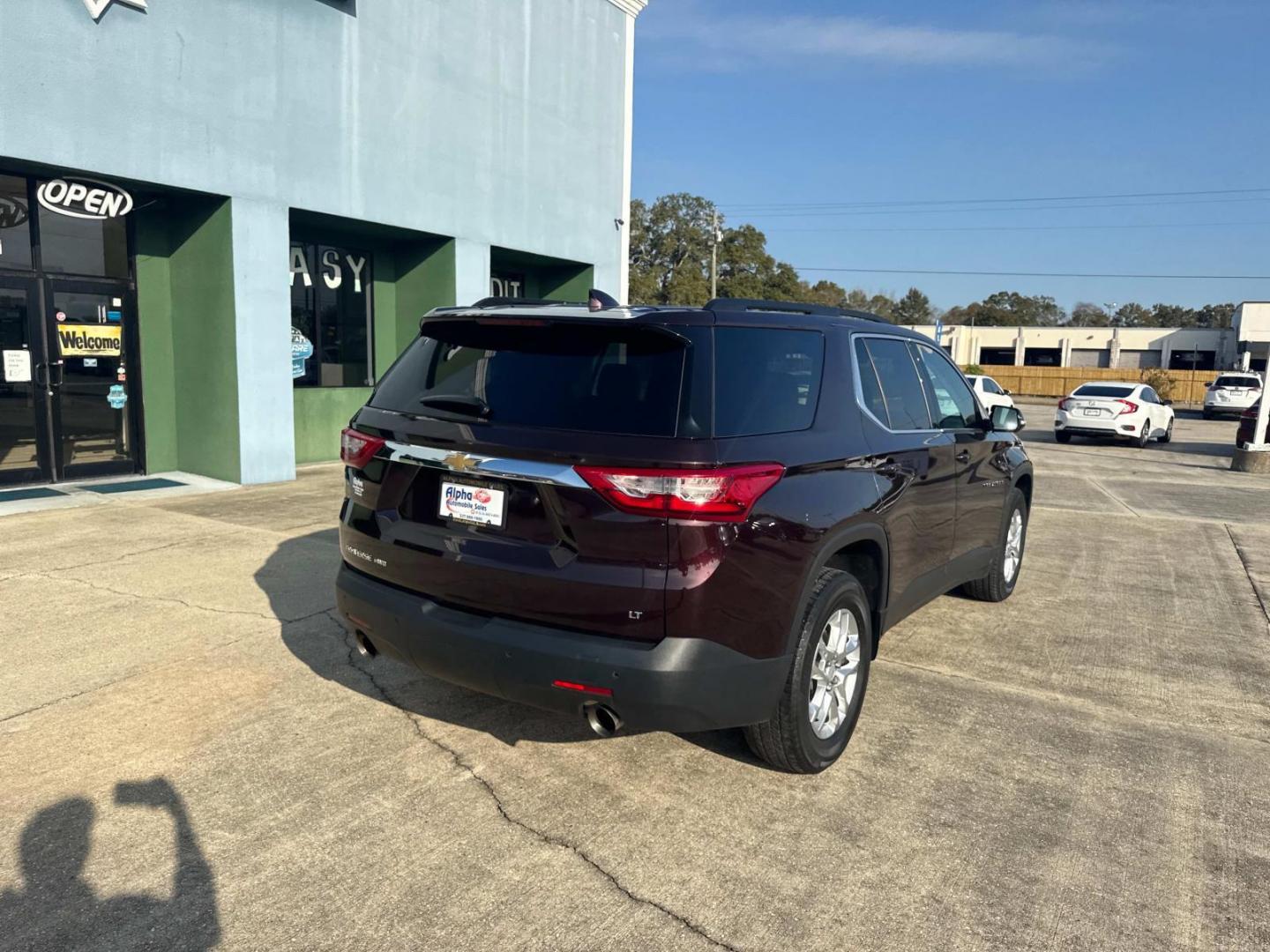 2019 Maroon /Black Chevrolet Traverse AWD 4dr LT Cloth w/1LT (1GNEVGKW8KJ) , N/A transmission, located at 6904 Johnston St., Lafayette, LA, 70503, (337) 988-1960, 30.143589, -92.100601 - Photo#11