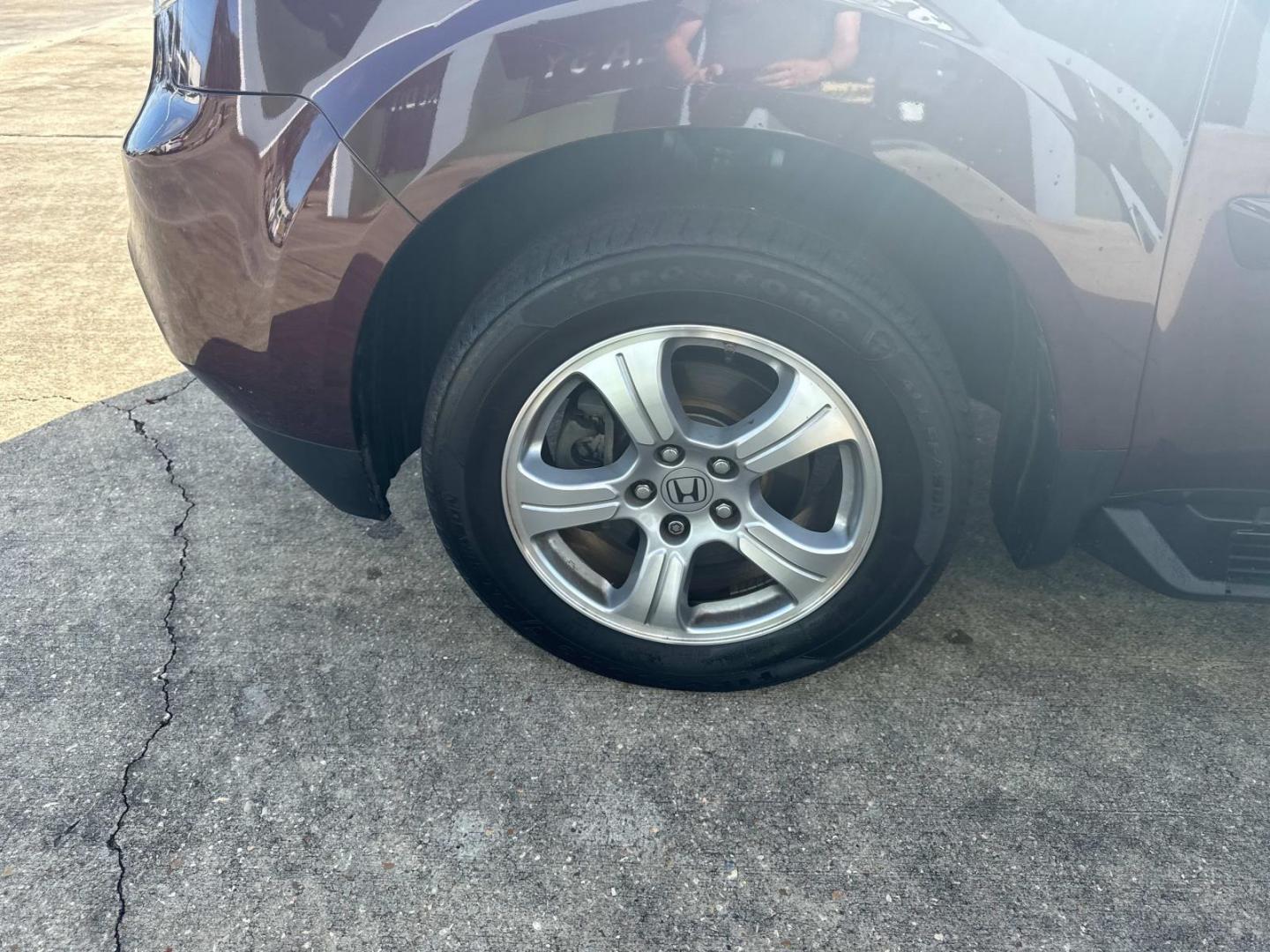 2013 Red /Beige Honda Pilot 2WD 4dr EX (5FNYF3H4XDB) , N/A transmission, located at 6904 Johnston St., Lafayette, LA, 70503, (337) 988-1960, 30.143589, -92.100601 - Photo#6