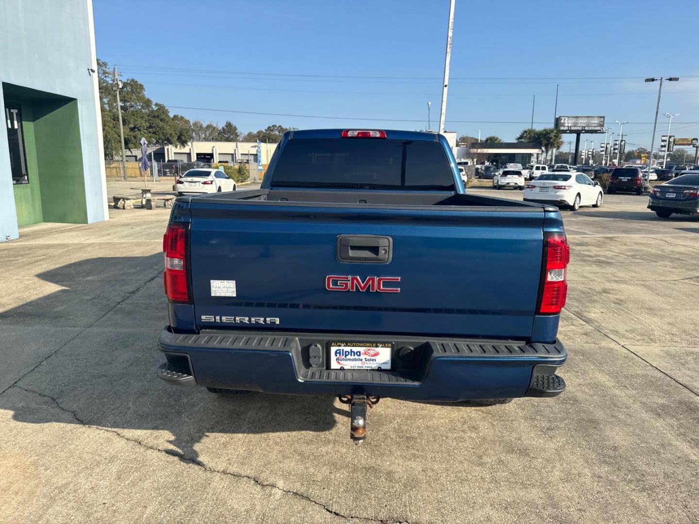 2017 Stone Blue Metallic /Gray GMC Sierra 1500 4WD Double Cab 143.5 (1GTV2LEC4HZ) , N/A transmission, located at 6904 Johnston St., Lafayette, LA, 70503, (337) 988-1960, 30.143589, -92.100601 - Photo#9