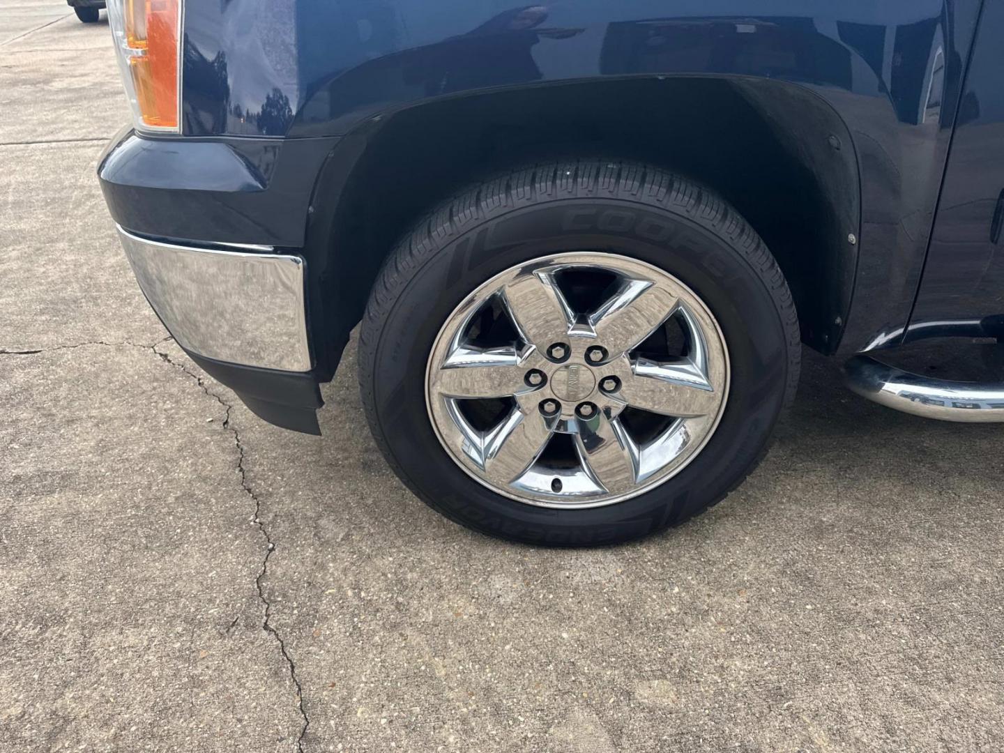 2012 Midnight Blue Metallic /Tan GMC Sierra 1500 2WD Crew Cab 143.5 SLE (3GTP1VE09CG) , N/A transmission, located at 6904 Johnston St., Lafayette, LA, 70503, (337) 988-1960, 30.143589, -92.100601 - Photo#6