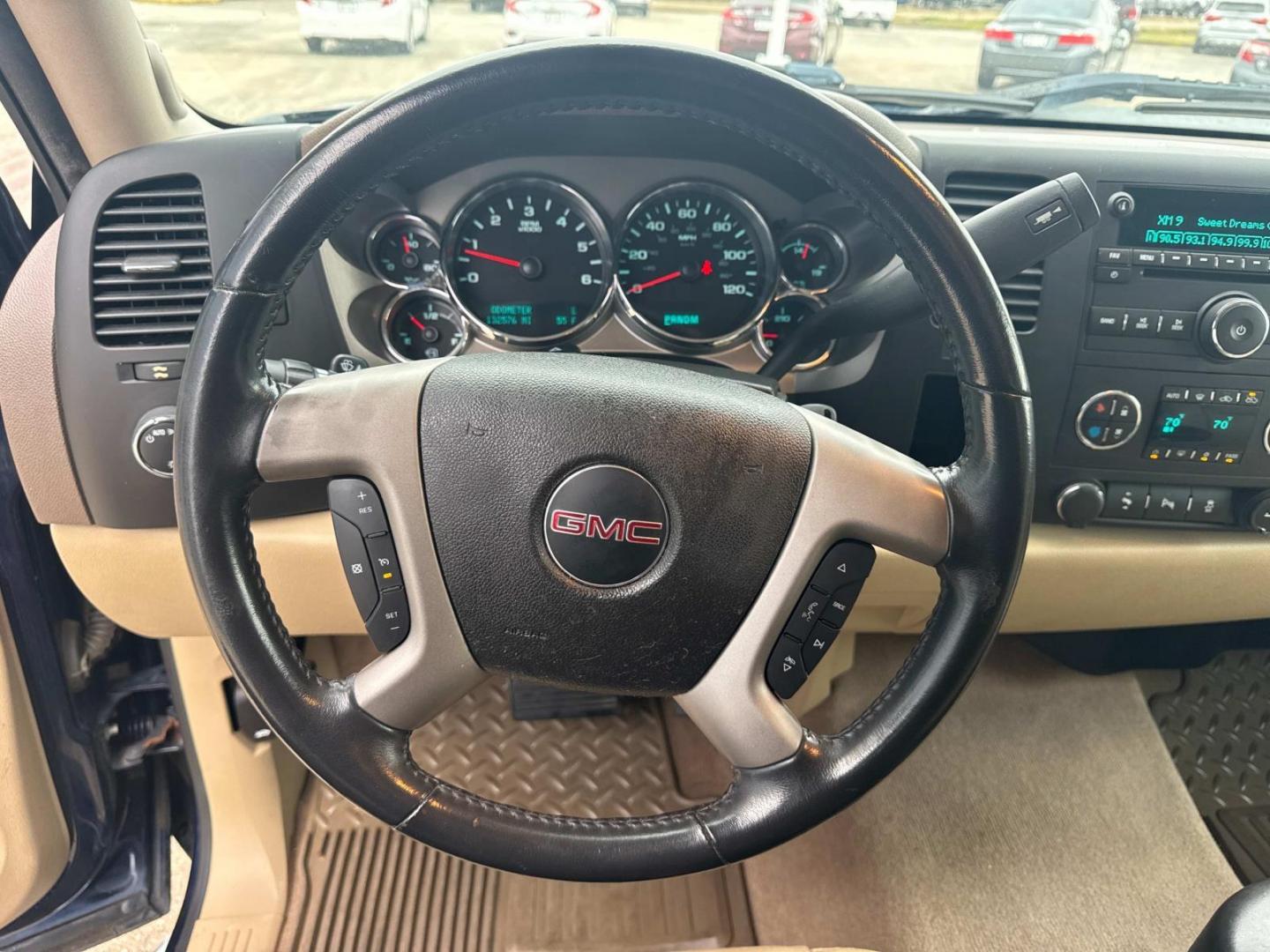 2012 Midnight Blue Metallic /Tan GMC Sierra 1500 2WD Crew Cab 143.5 SLE (3GTP1VE09CG) , N/A transmission, located at 6904 Johnston St., Lafayette, LA, 70503, (337) 988-1960, 30.143589, -92.100601 - Photo#26