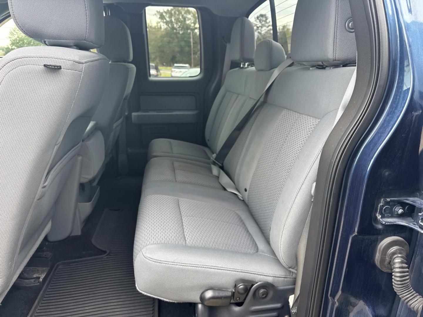 2013 Blue /Gray Ford F-150 4WD SuperCab 145 XL (1FTFX1ETXDF) , Automatic transmission, located at 6904 Johnston St., Lafayette, LA, 70503, (337) 988-1960, 30.143589, -92.100601 - Photo#20